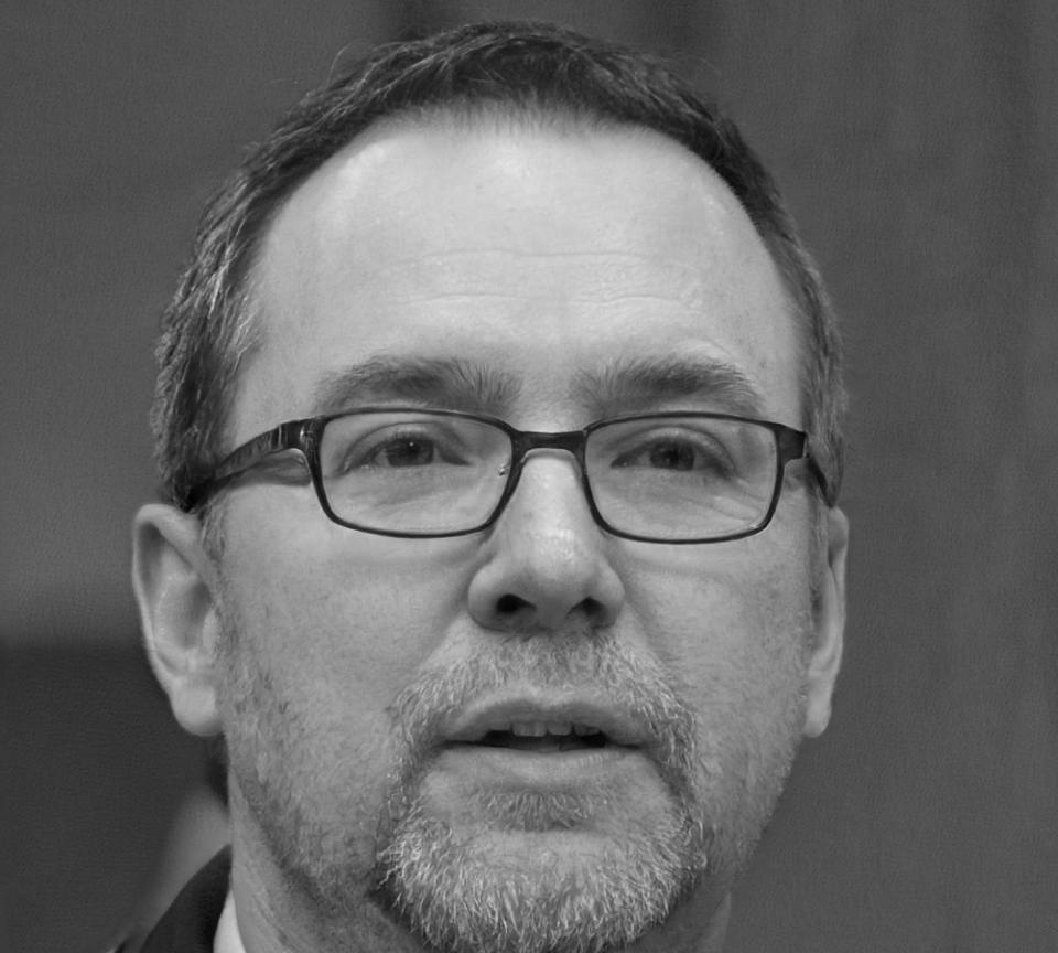 Théodore Marchand, Analyste Senior